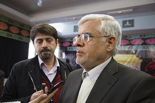 Irans Vizepräsident übernimmt Macht im Krieg Führung nach Khamenei Schlag im Chaos