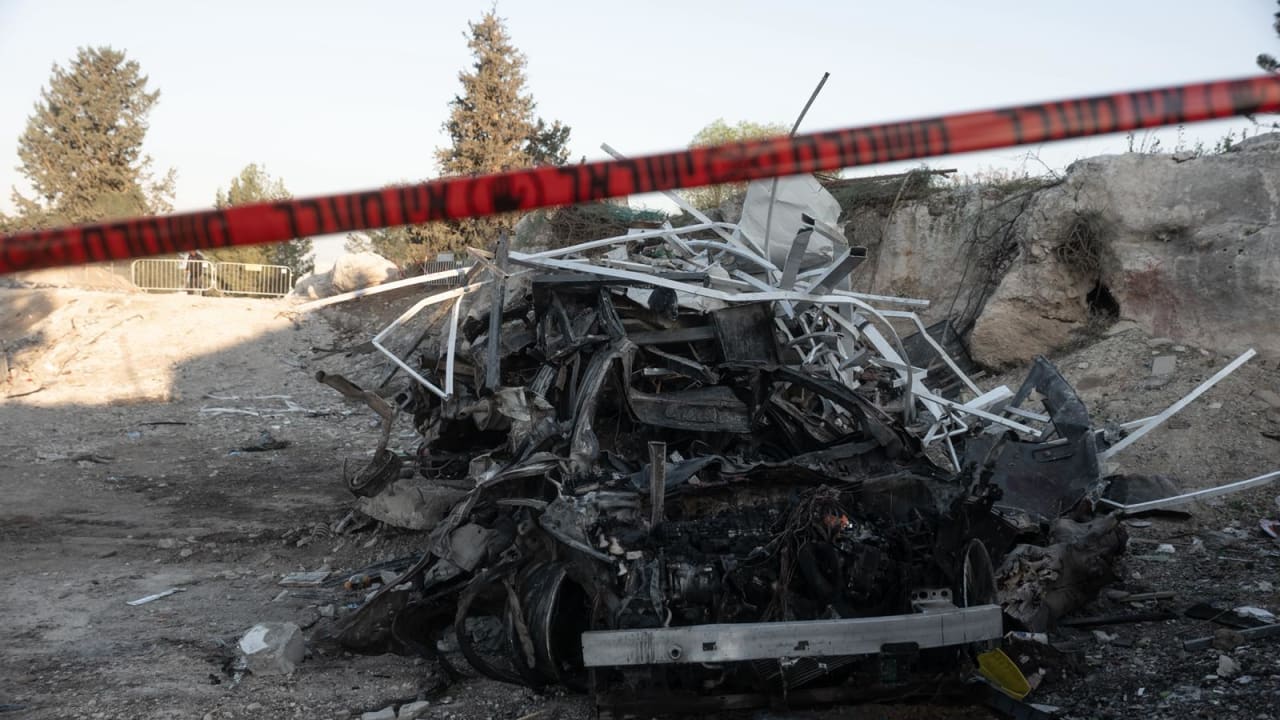 Hisbollah greift Israel an, Luftangriffe erschüttern Beirut