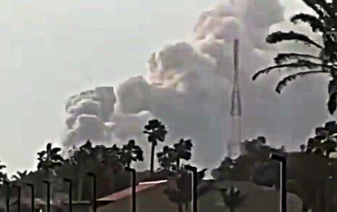 Iran greift saudische Ölraffinerie Ras Tanura an