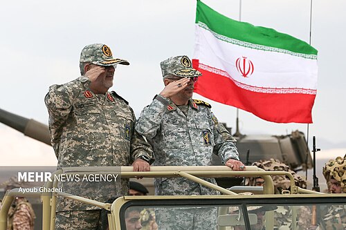 Iran verlegt Revolutionsgarden in Schulen und Moscheen und bringt Zivilisten bewusst in Gefahr