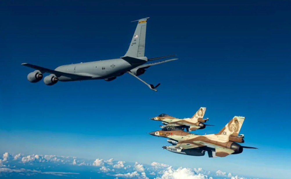 Israel plant weitere Angriffe im Iran für mindestens zwei Wochen Saudi-Arabien, Emirate und Katar rücken militärisch näher