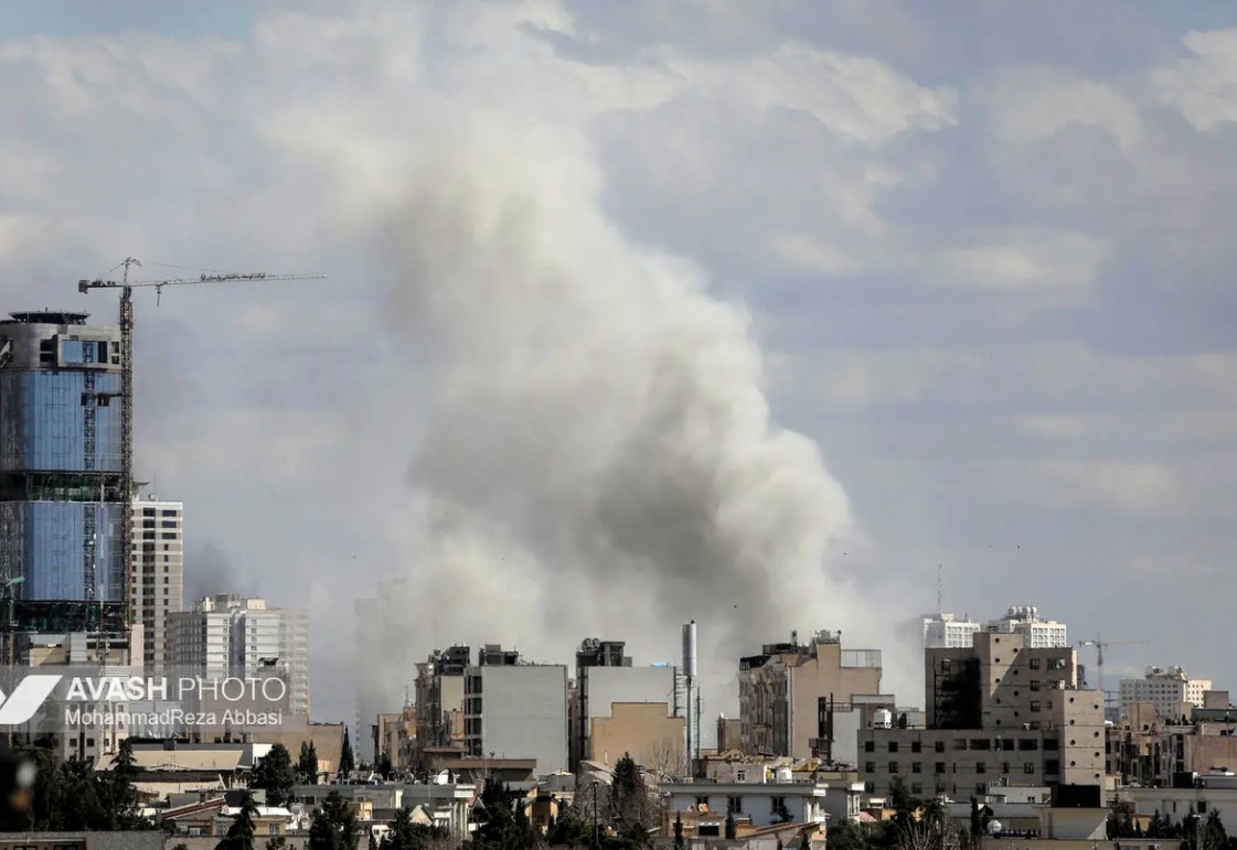 Angst, Drohungen und Versorgungschaos: Alltag in Teheran nach Chameneis Tod