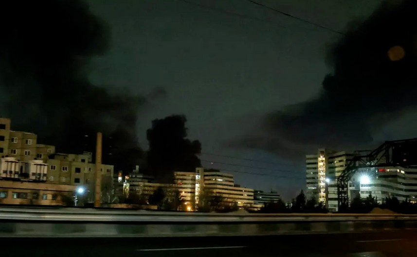 Iraner berichten aus bombardierten Städten: „Das Regime macht uns mehr Angst als der Krieg“