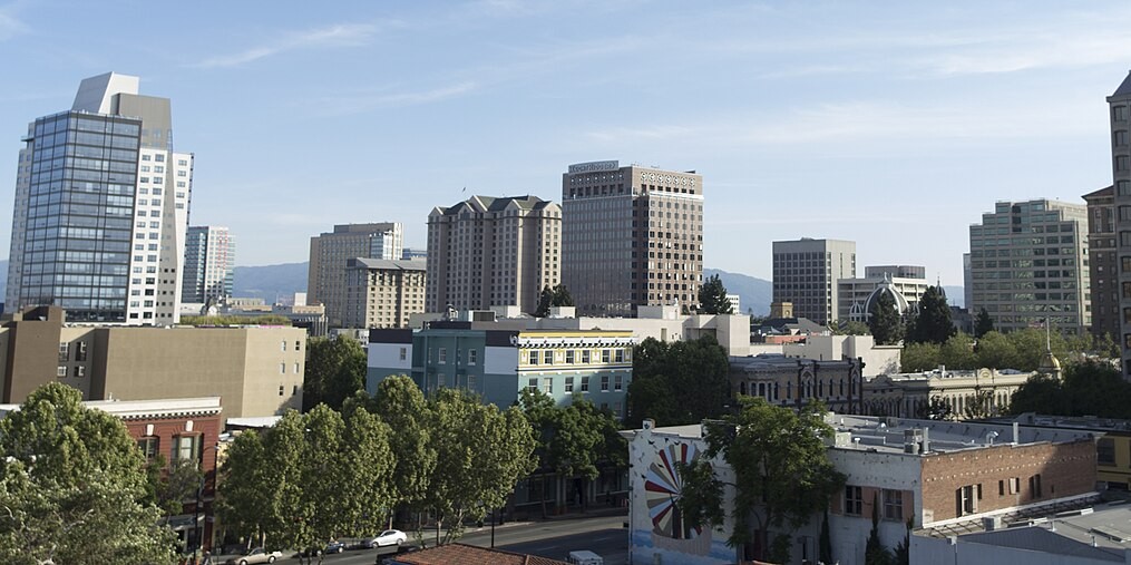 Kalifornien: Zwei jüdische Männer wegen Hebräisch brutal angegriffen