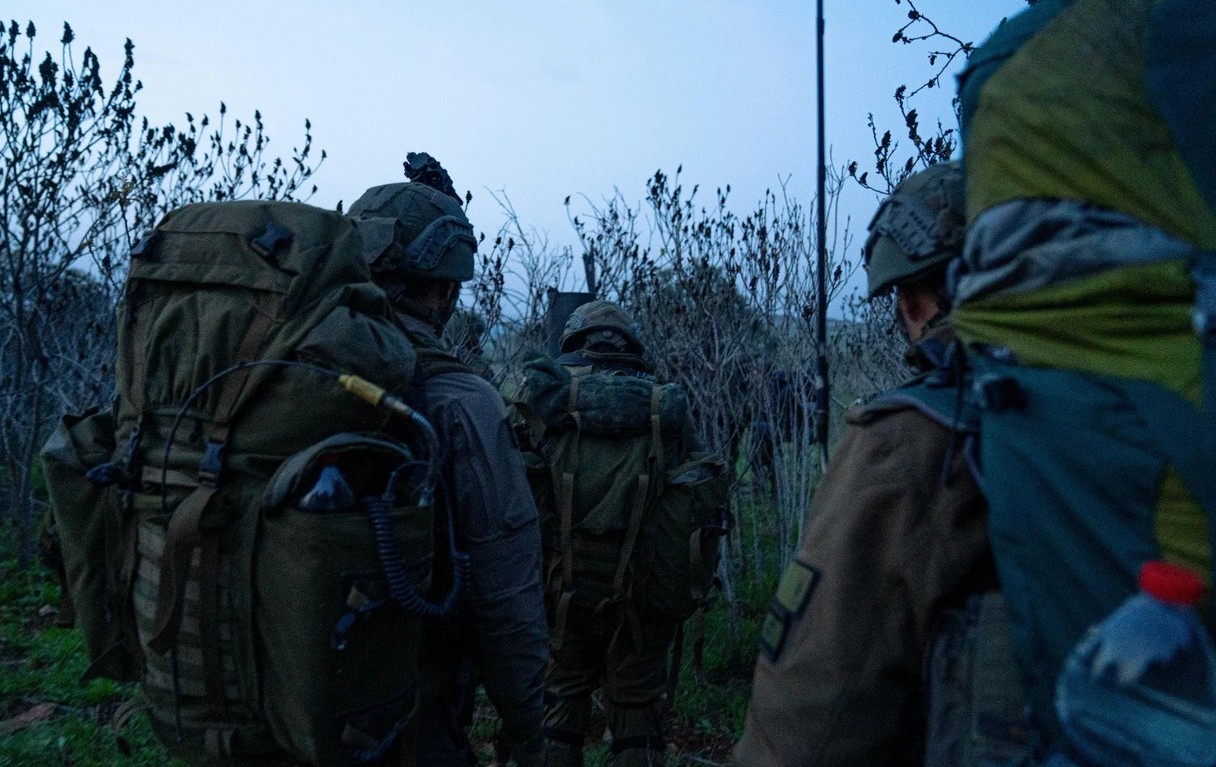 Israel rückt mit Bodentruppen tiefer in den Libanon vor, während Hisbollah weiter Israel beschießt