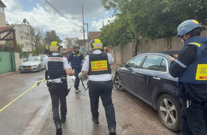 Iran feuert Streumunition auf Tel Aviv: 15 Verletzte in mehreren Städten