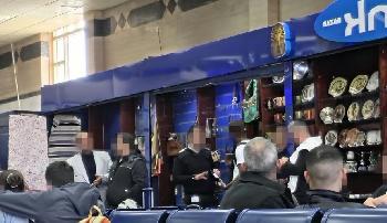 Israelischer Reisender in Taba festgenommen, weil er mit Tefillin betete