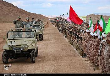 Iran rekrutiert Kinder ab 12 Jahren Revolutionsgarden reagieren auf Personalmangel mit drastischem Schritt