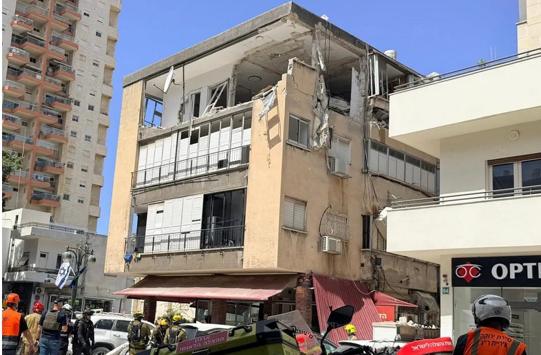 Streumunition trifft Ramat Gan: Mann durch Druckwelle verletzt