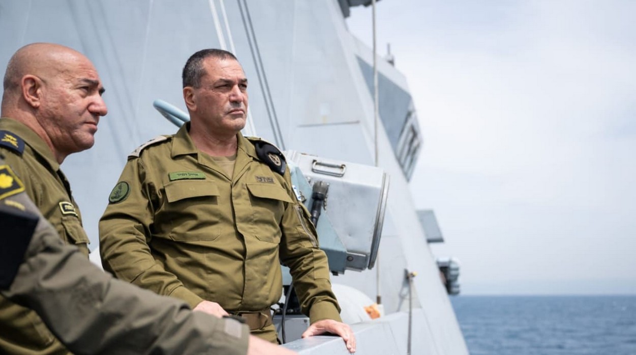 Israels Marine zerstört gezielt iranische und pro iranische Militärstrukturen in fünf Fronten