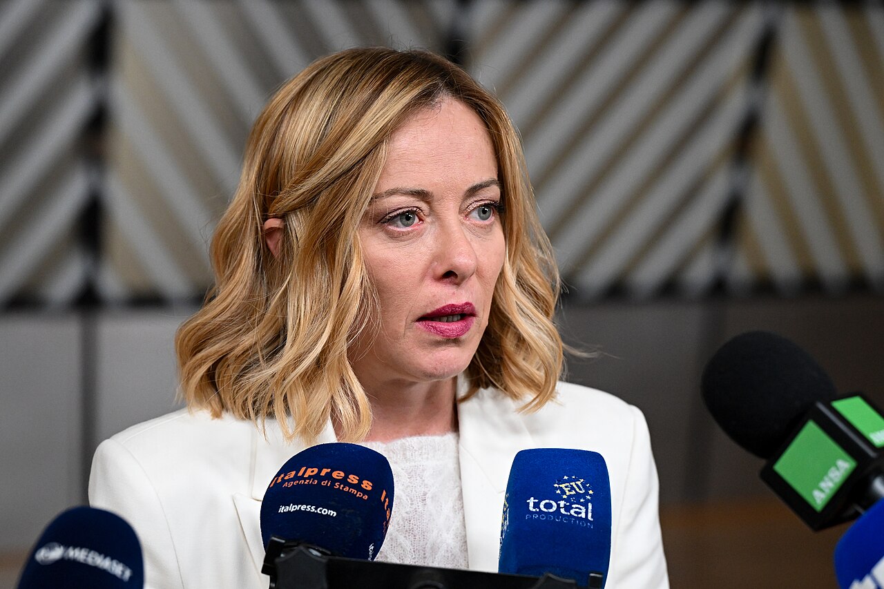 Italien verweigert US-Kampfjets Landung auf Sizilien Zweifel an westlicher Unterstützung im Nahostkonflikt wachsen