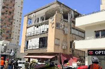 Streumunition trifft Ramat Gan: Mann durch Druckwelle verletzt