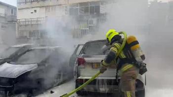 Iran greift Zentrum Israels mit Streumunition an: Frau schwer verletzt