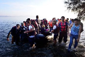 Griechenland: Menschenschmuggel von Humanitäre Hilfe-Organisation