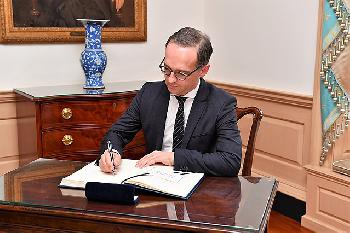 Freundschaftsbeweis