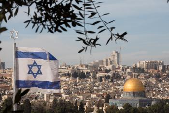 Israelische Fahne auf dem Tempelberg verärgert PA