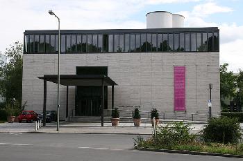 Die Konrad Adenauer Stiftung schaltet gleich